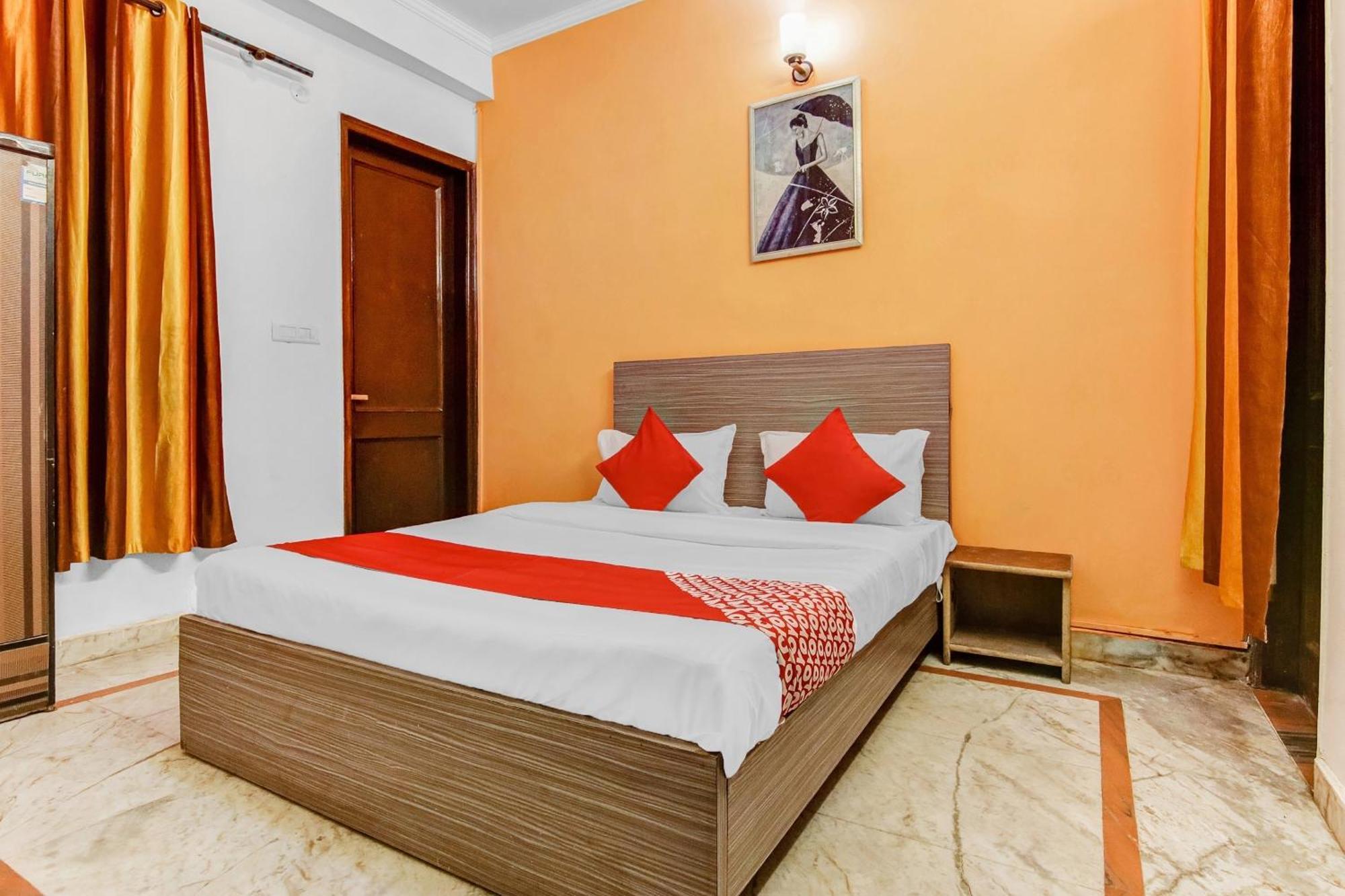 Hotel O Orlov 诺伊达 外观 照片